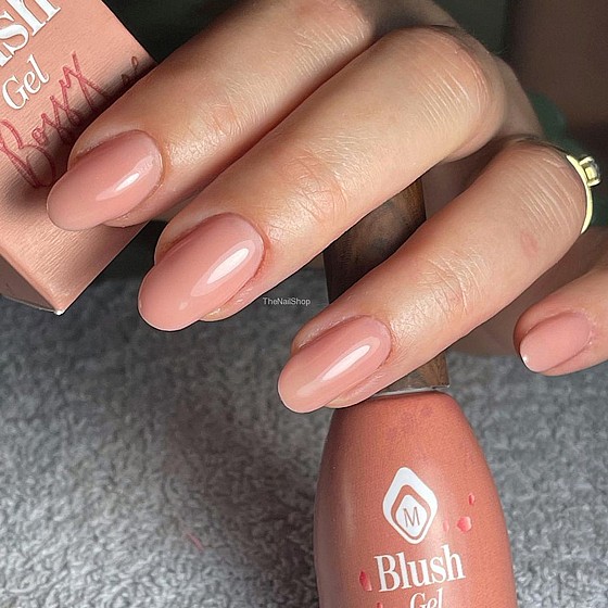 ����-BLUSH ���� �� ���� Bossy ������
